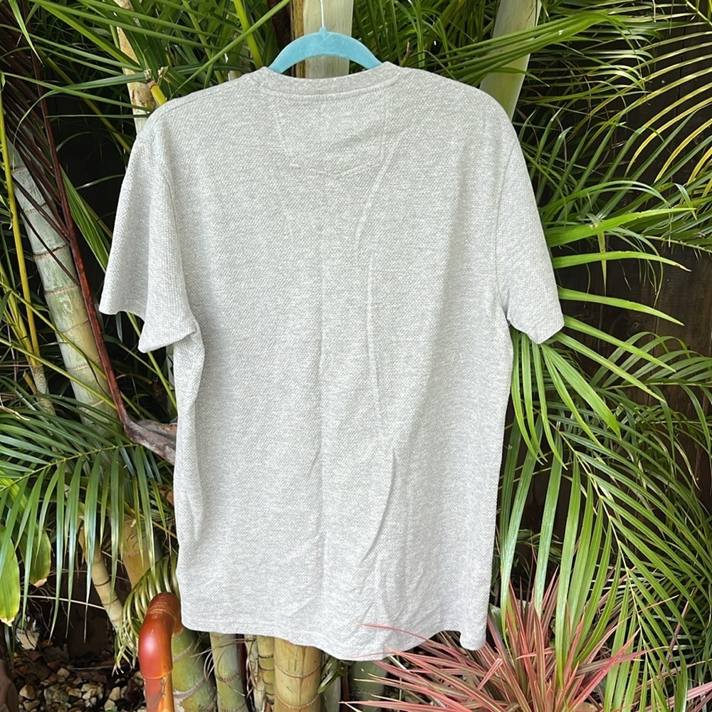 PETER WERTH LONDON Gray Men’s Tee size large - Picture 2 of 7